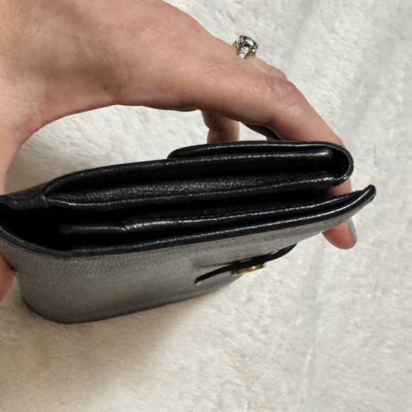 Chanel Wallet with Gold Logo - Picture 9 of 15